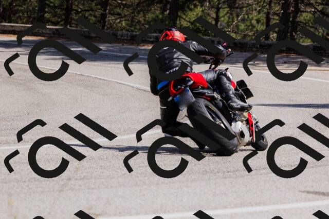 202509061430-_04A7011_c3