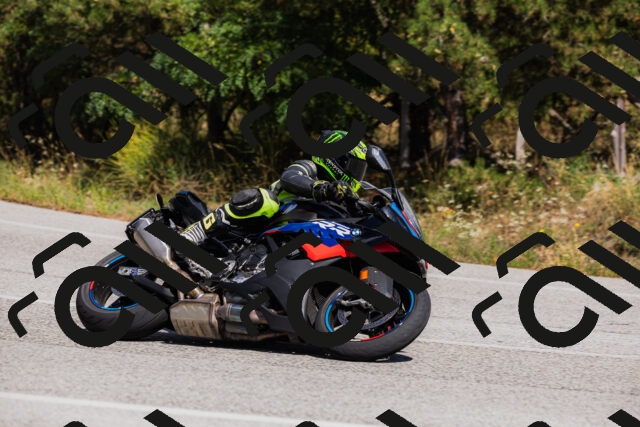 202509061432-_04A7018_c3