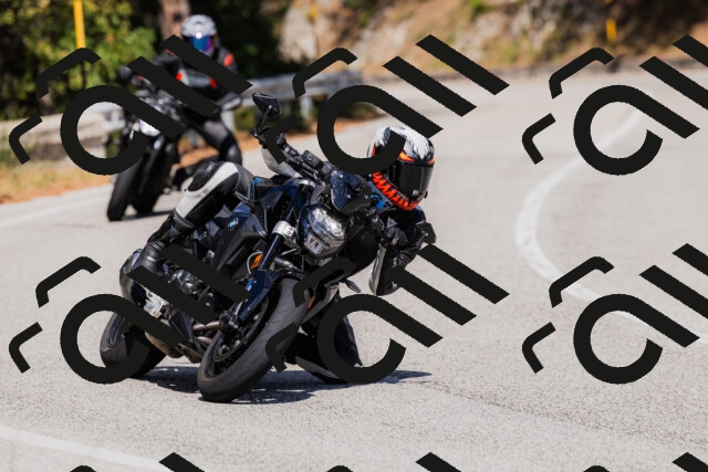 202509061432-_04A7050_c3