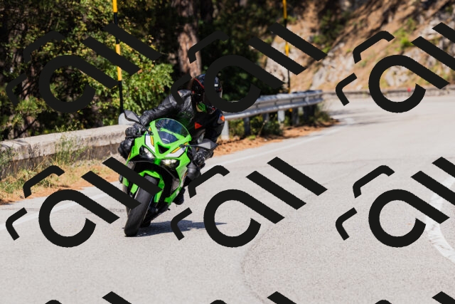 202509061433-_04A7060_c3