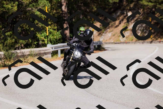 202509061434-_04A7075_c3