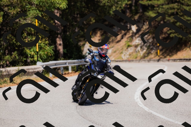 202509061434-_04A7080_c3