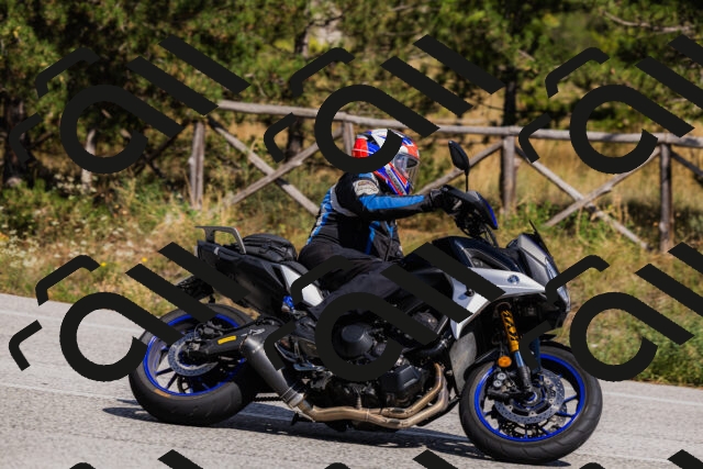 202509061434-_04A7083_c3