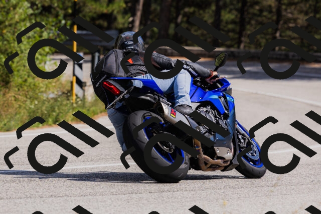 202509061439-_04A7155_c3