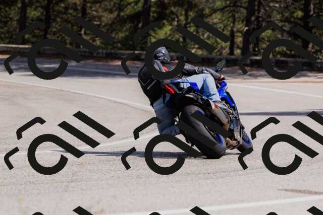 202509061439-_04A7156_c3