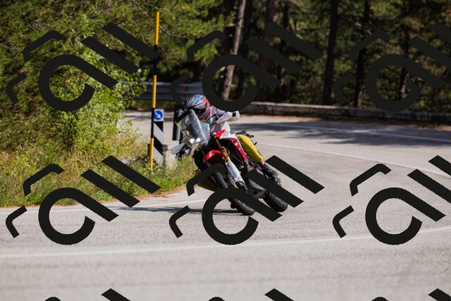 202509061441-_04A7191_c3