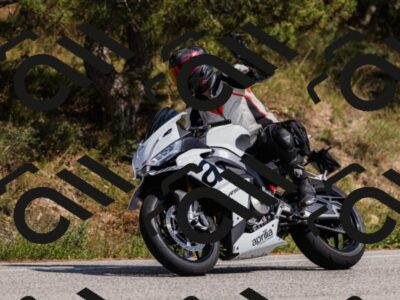 202509061442-_04A7203_c3