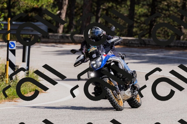 202509061443-_04A7208_c3