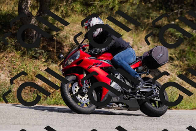 202509061443-_04A7214_c3