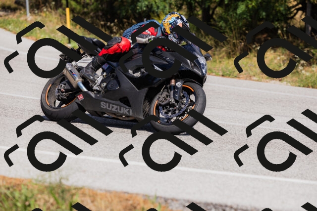 202509061455-_04A7299_c3