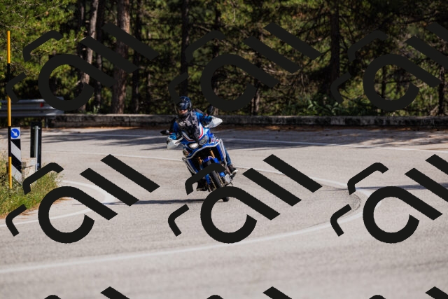 202509061510-_04A7369_c3