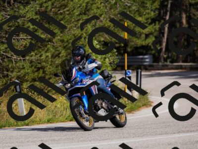 202509061510-_04A7371_c3