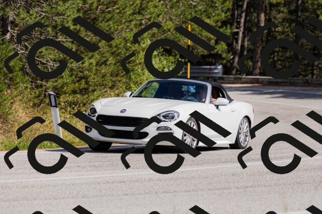 202509061514-_04A7402_c3