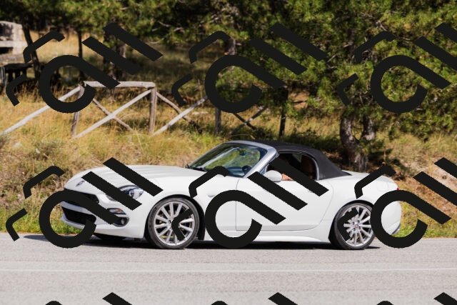 202509061514-_04A7404_c3