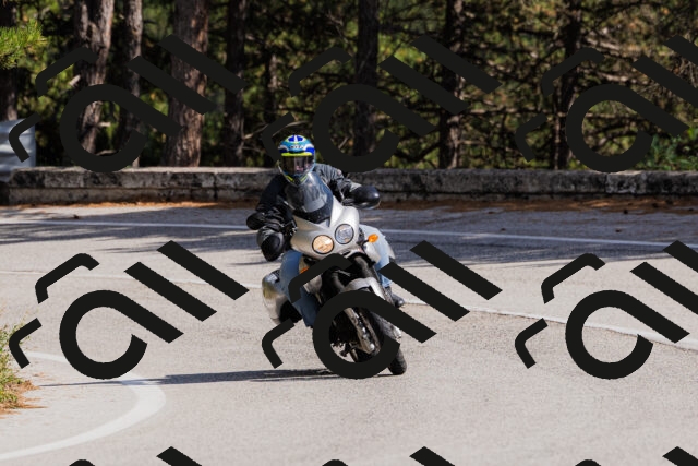 202509061514-_04A7405_c3