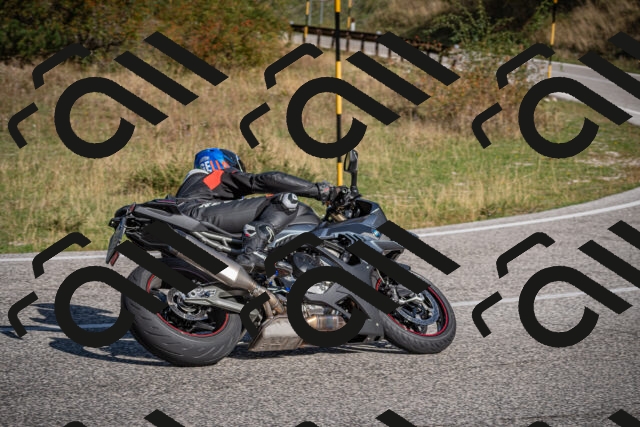 20250907101230-_5002596_am_