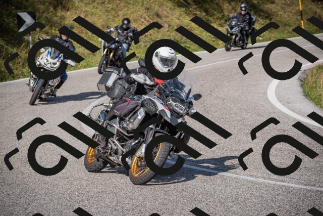 20250907101839-_5002642_am_