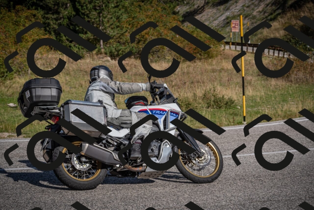 20250907101846-_5002658_am_