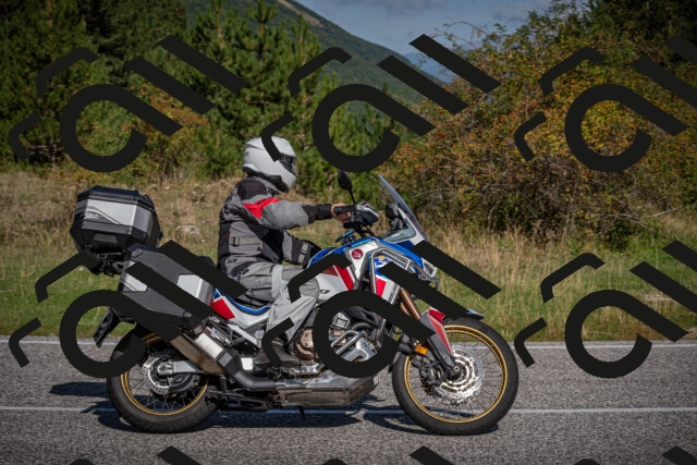 20250907101851-_5002662_am_