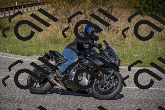 20250907101951-_5002668_am_