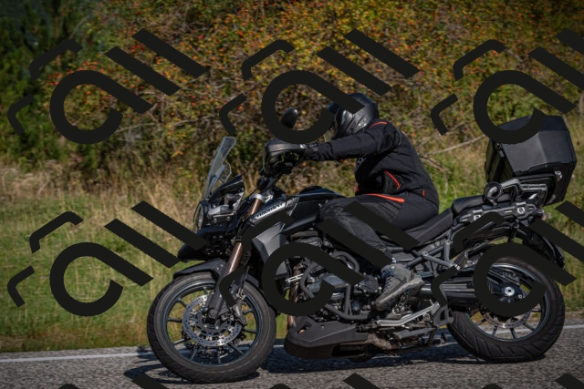 20250907102302-_5002714_am_