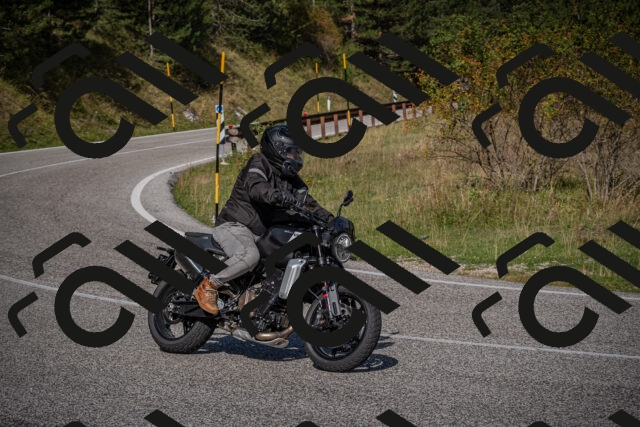 20250907102539-_5002733_am_