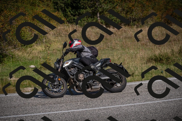 20250907102718-_5002752_am_