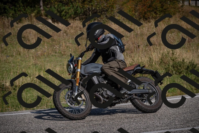 20250907102722-_5002758_am_