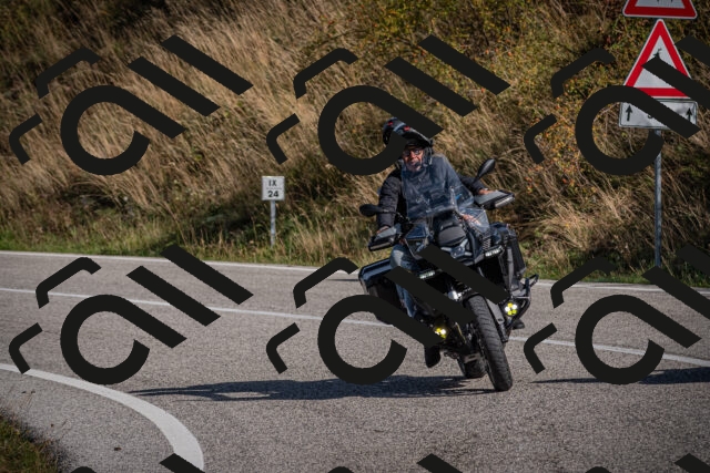 20250907102739-_5002771_am_