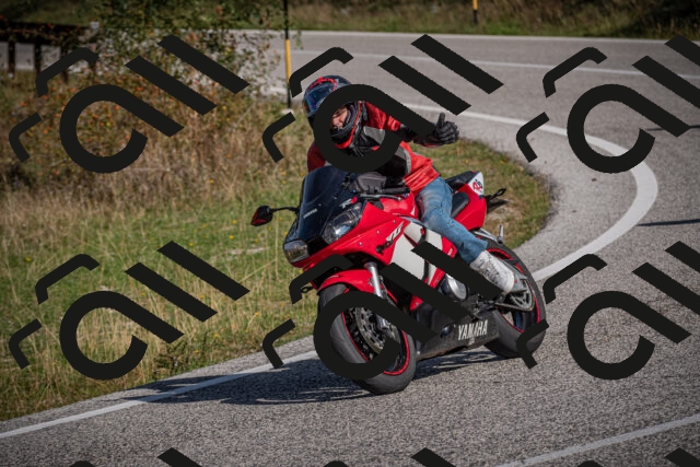 20250907103058-_5002813_am_