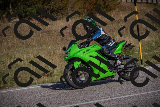 20250907103059-_5002816_am_