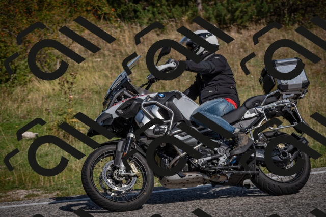 20250907103118-_5002822_am_