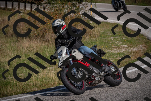 20250907103142-_5002836_am_