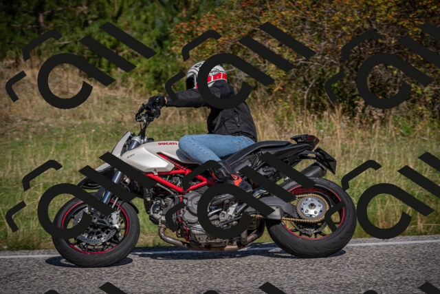 20250907103143-_5002838_am_