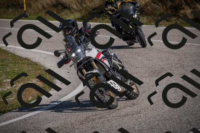 20250907103303-_5002846_am_