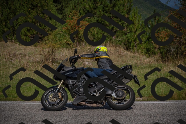 20250907103306-_5002852_am_