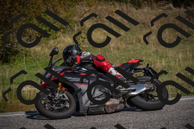 20250907103402-_5002858_am_