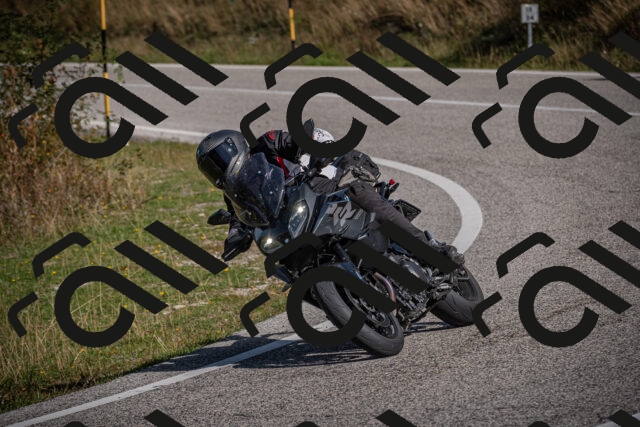 20250907103404-_5002860_am_