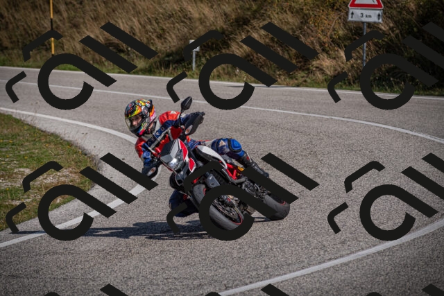 20250907103411-_5002868_am_