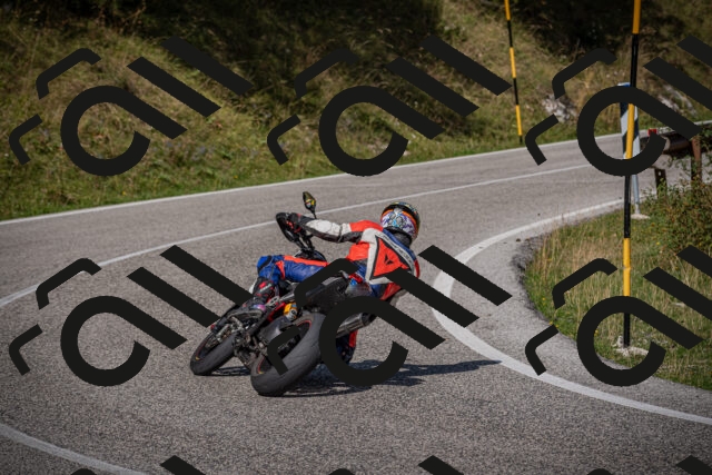 20250907103413-_5002872_am_