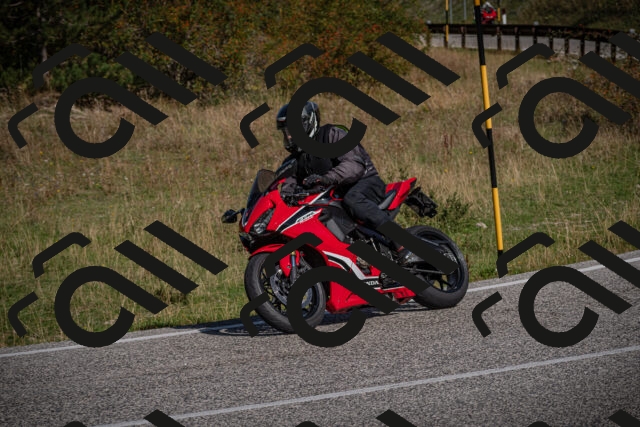 20250907103428-_5002873_am_