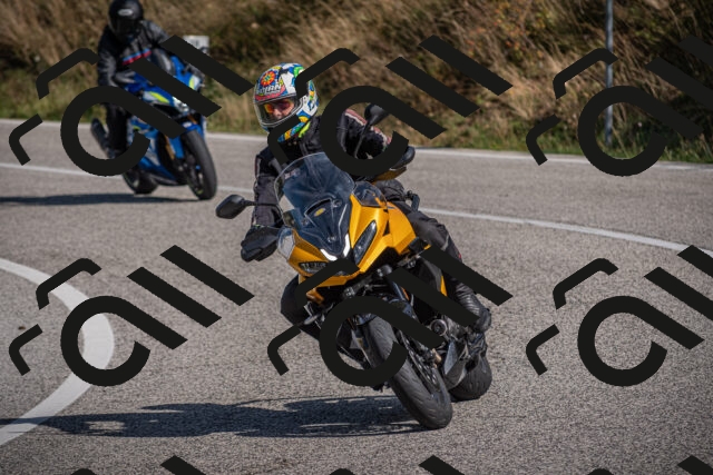 20250907103545-_5002897_am_