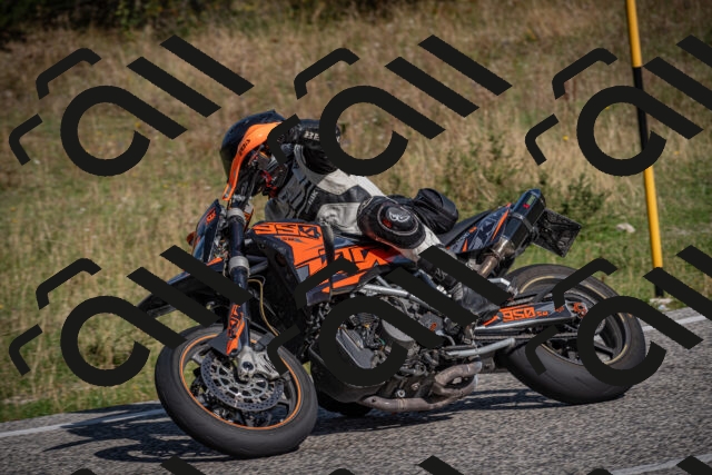 20250907103608-_5002903_am_