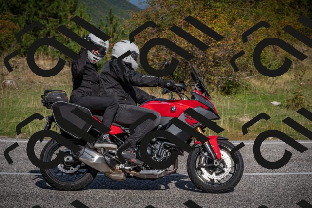 20250907103707-_5002911_am_