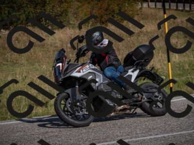 20250907103854-_5002933_am_