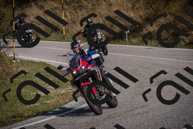 20250907104058-_5002944_am_