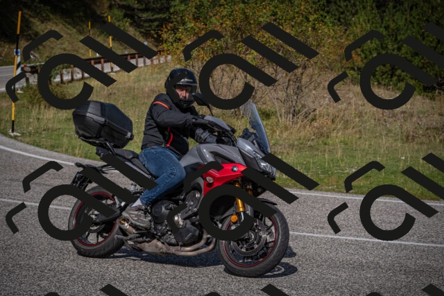 20250907104414-_5002997_am_