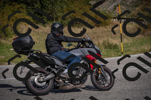 20250907104415-_5002999_am_