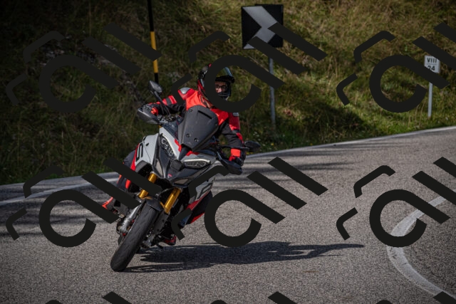 20250907104424-_5003000_am_