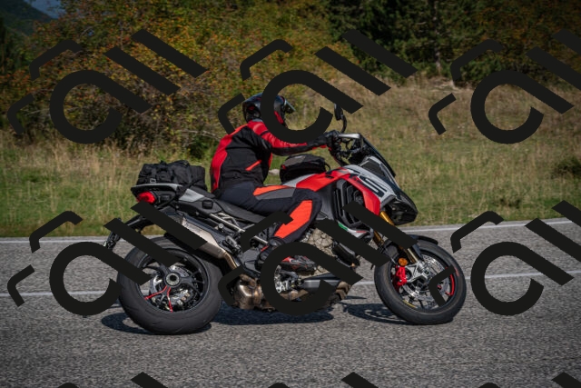 20250907104425-_5003003_am_